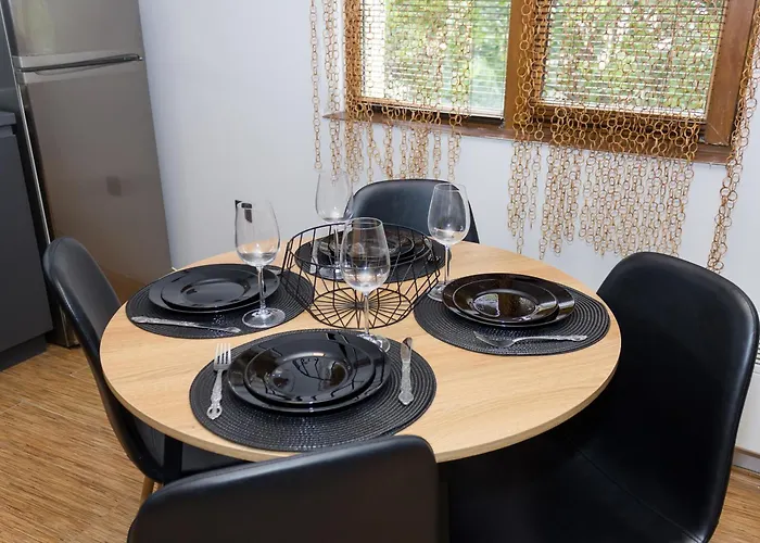 Modern Comfort In With Workspace By Flat Mаnаger * 바르나