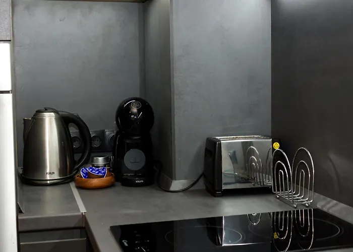 Modern Comfort In With Workspace By Flat Mаnаger Варна